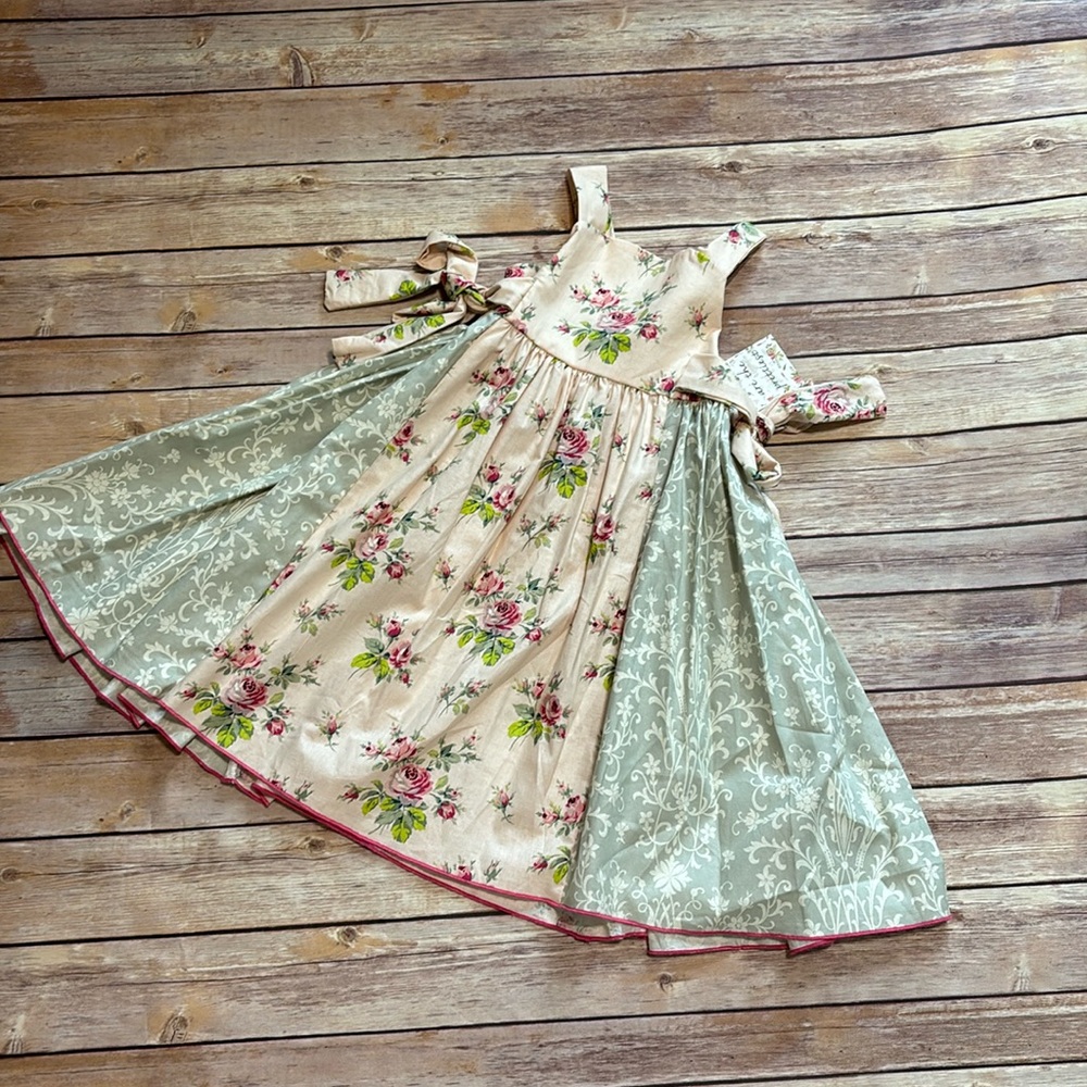 Vintage Olive Mae floral dress NWT